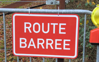 Route barrée an der Rue des Chapelles zu Kruuchten